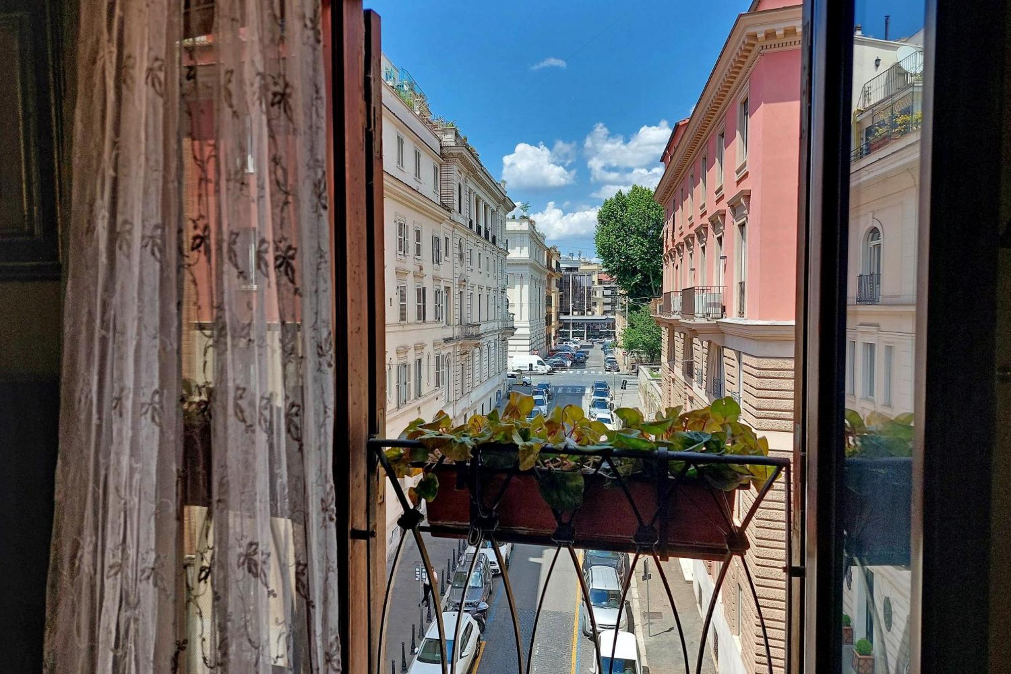 Classic Next To Popolo Square Apartment Rom