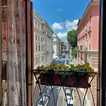 Classic Roman Home Next To Popolo Square